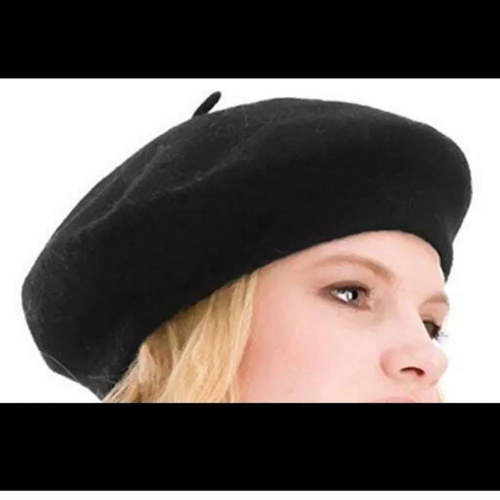 Kangol black angobasque beret, 100% wool,